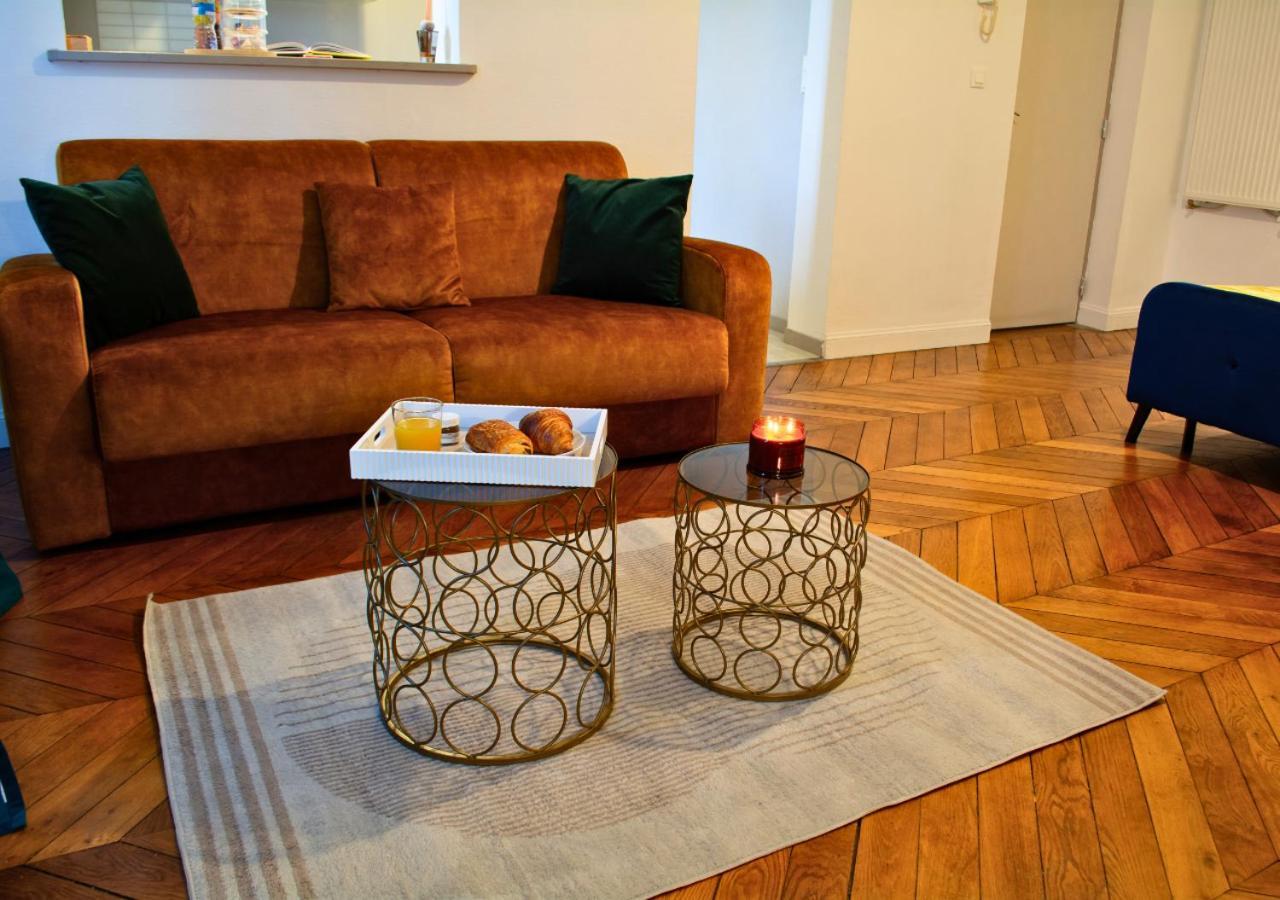 شقة Le Charme D'Antan - Terrasse - Balcon - Hypercentre إفرو المظهر الخارجي الصورة